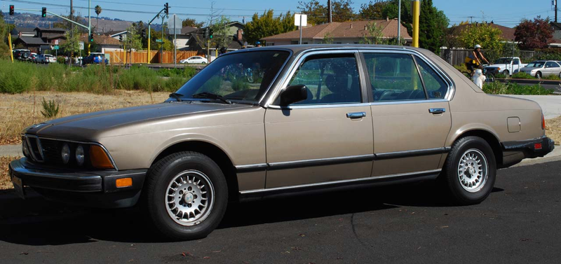 Illustration for article titled 1984 BMW 733i